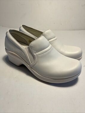 Ariat Slip On Comfort Nursing Clogs 10006807 Women’s 8B White